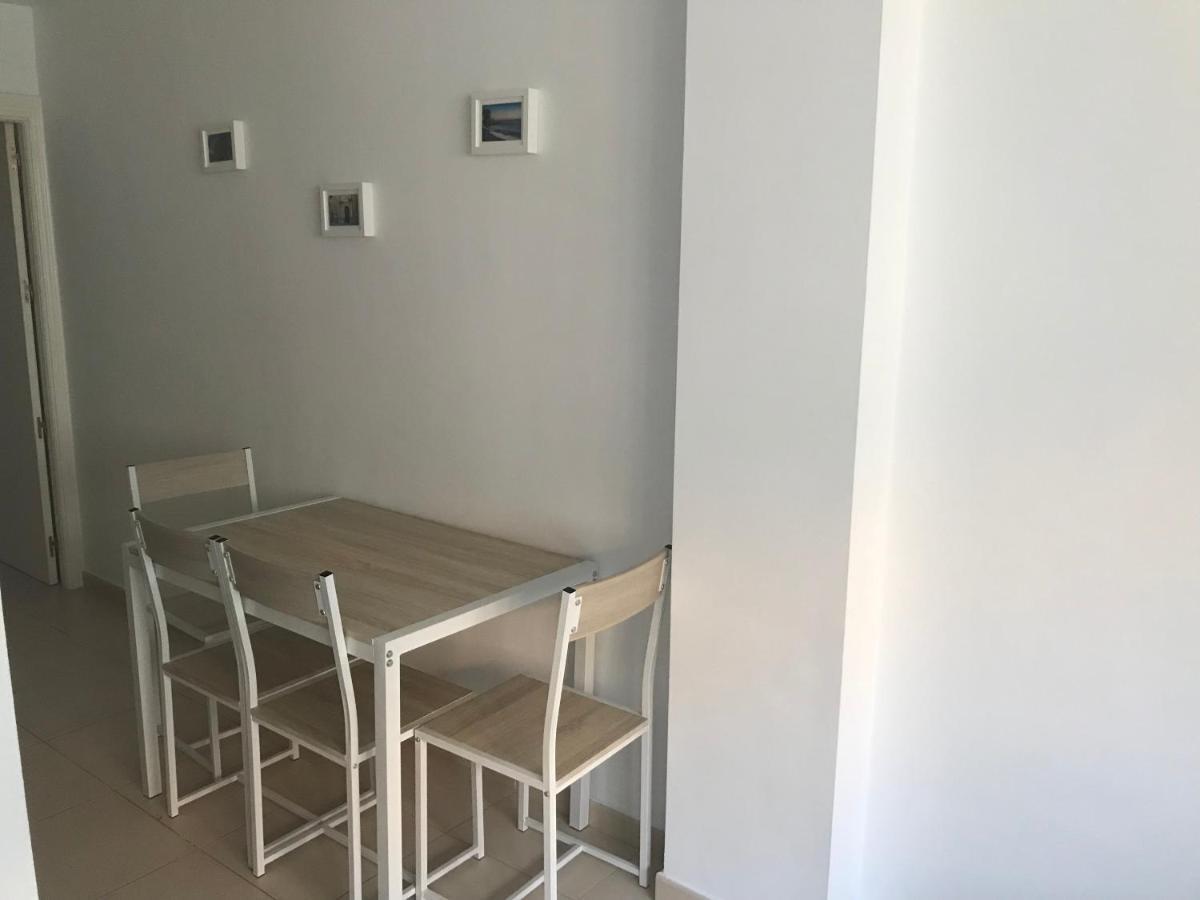Ilios Apartamentos Málaga Chambre photo